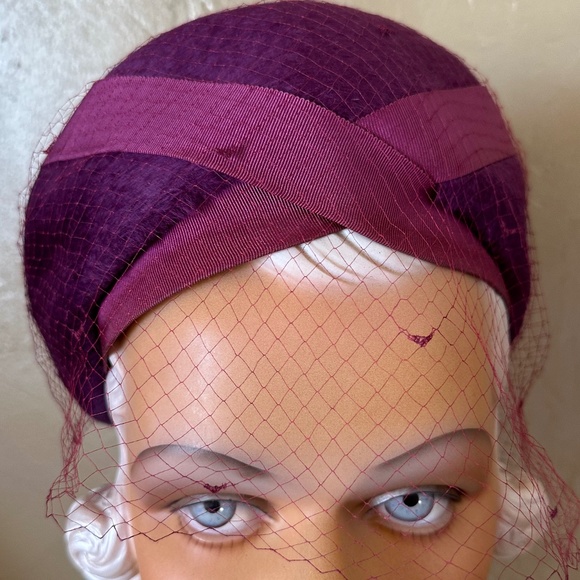 STUPENDOUS 1940s\' PURPLE FURRY FELT TAM WITH MATCHING VEIL main image 9